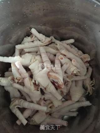 Pickled Pepper Chicken Feet recipe