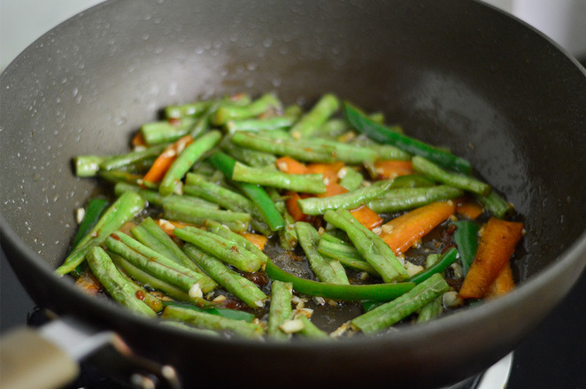 Braised Long Beans with Soy Sauce recipe
