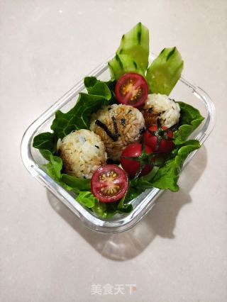 Japanese Style Seaweed Soy Sauce Rice Ball recipe