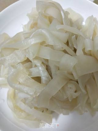 Vermicelli Mixed with Fungus recipe