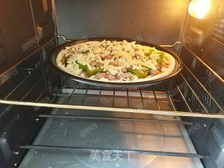 Green Pepper Beef Pizza recipe