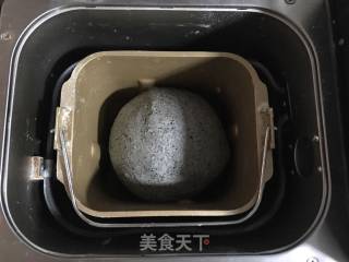 Milky Black Sesame Bun recipe