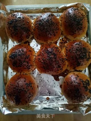 Black Sesame Meal Buns recipe