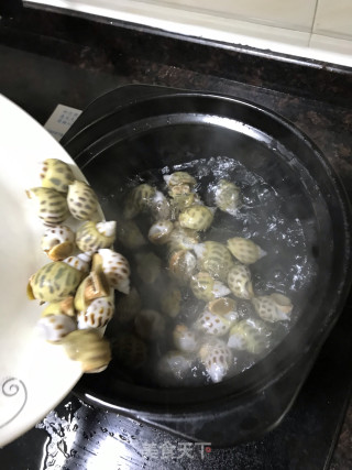 Boiled Flower Snail recipe