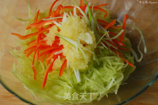 Enhance Appetite and Promote Digestion. Crystal Clear Cold Food-cold Salad Shredded Lettuce recipe