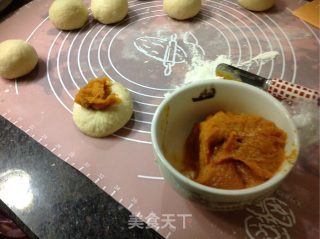 Pumpkin Paste Bun recipe