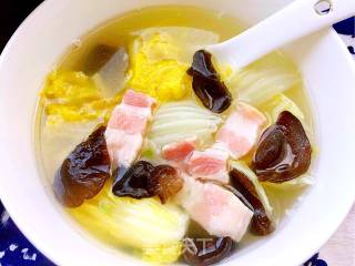 Baby Vegetables, Fungus and Bacon Soup recipe