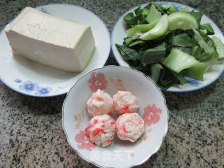 Boiled Tofu with Shrimp and Green Vegetables recipe