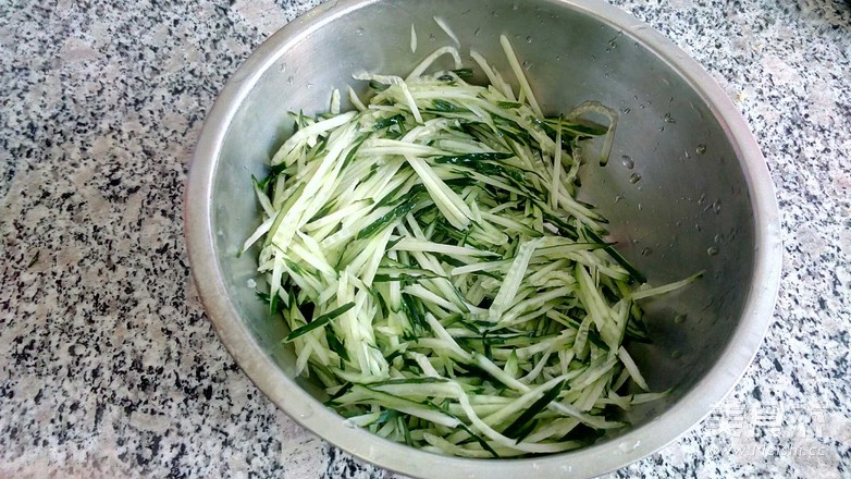 Shredded Chicken and Cucumber Salad recipe