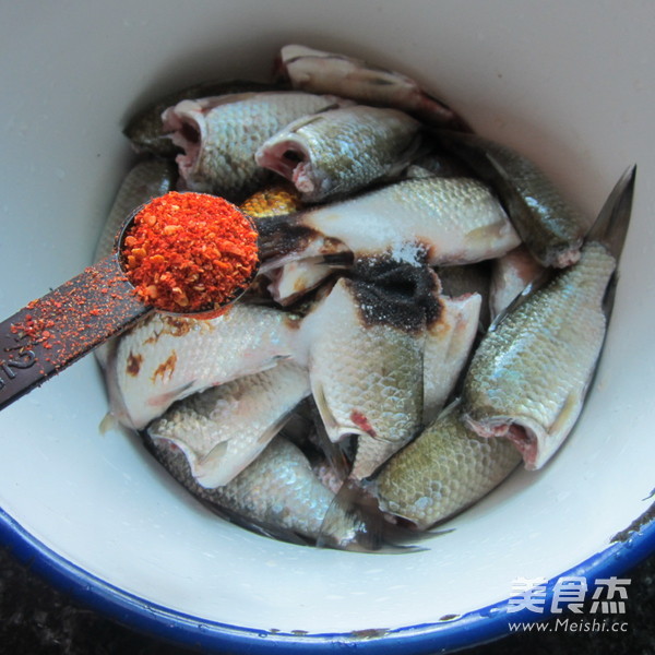 Crispy Crucian Carp recipe