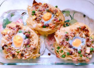 Bird's Nest Pasta Baked Egg recipe