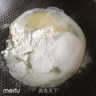 Strawberry Meringue Puffs recipe