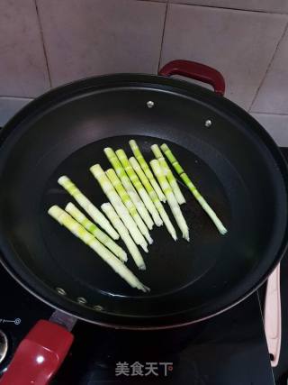 Stir-fried Spring Bamboo Shoots with Pork Belly recipe