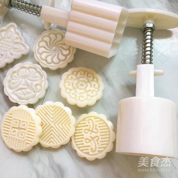 Momoyama Skin Mooncakes recipe