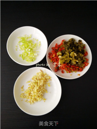 #trust之美#pouring Small Yellow Croaker recipe