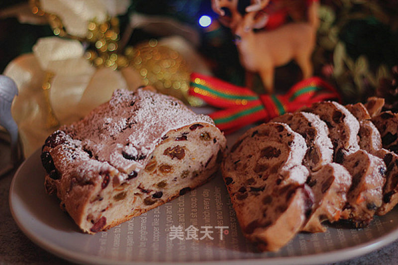 Famous German Traditional Christmas Bread【storen】