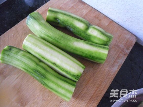 Red Pepper Vermicelli Loofah Slices recipe