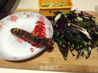 No Spicy But Not Happy-----------hunan Xun Sausage Stir-fried Beetroot recipe