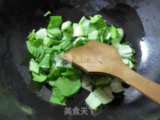 Pork Belly and Green Cabbage Rice Cake Soup recipe