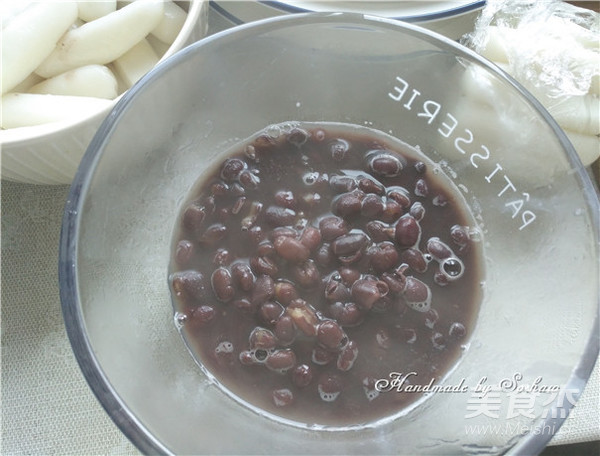 Red Bean Rice Cake Soup recipe