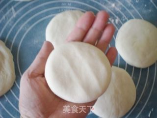 Rose Stuffed Sugar Pancakes recipe