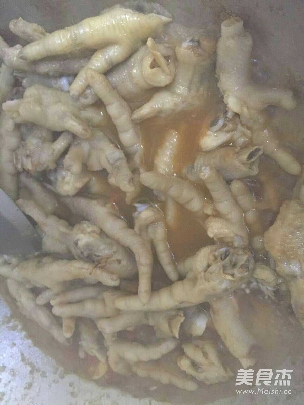 Braised Chicken Feet recipe