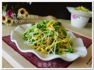 [yiru's Private Room Quick-hand Stir-fry] Zero Skills to Create Beauty and Beauty, Cheap Stir-fry---black Bean Sprouts Scrambled Eggs recipe