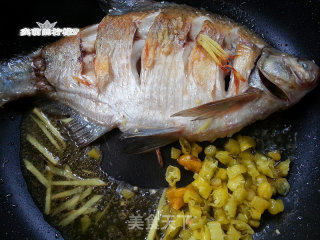 Grilled Wuchang Fish with Millet Pepper recipe