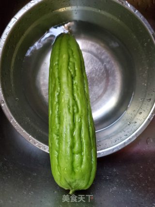 Stir-fried Bitter Gourd with Bacon recipe