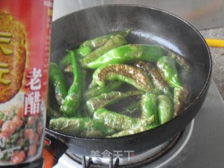 Hot Peppers Cooked in Vinegar recipe