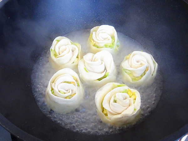 Fried Dumplings with Flowers recipe