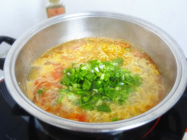 Tomato Instant Noodles recipe