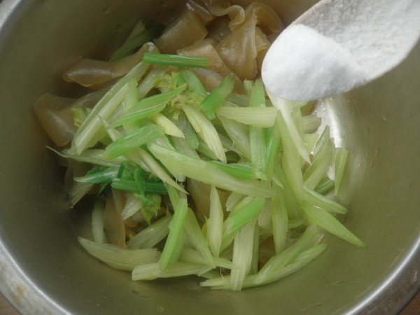 Celery Tossed with Vermicelli recipe