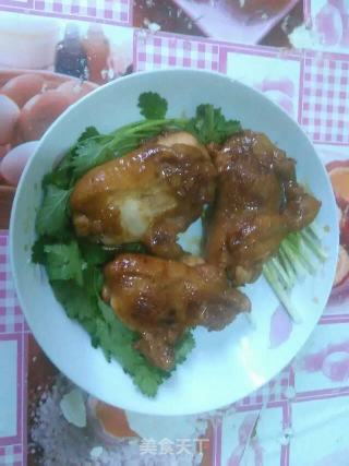 Barbecued Pork Drumstick with Sauce recipe