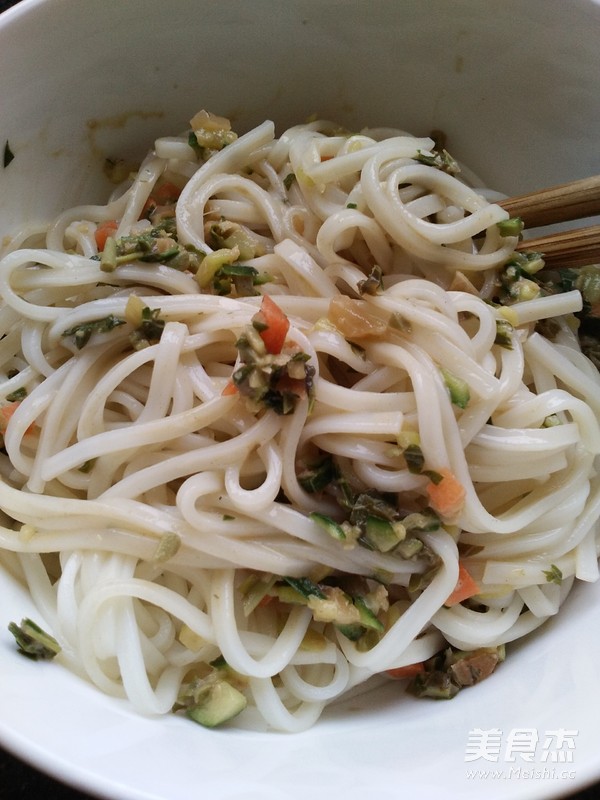 Cold Noodles with Sesame Pickles recipe