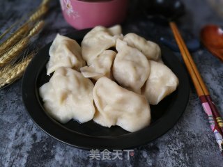 Northeast Sauerkraut Pork Dumplings recipe