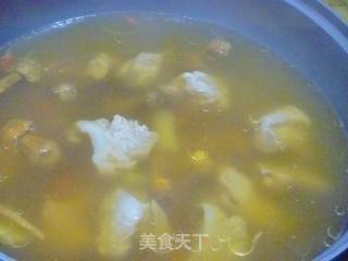 【healthy Soup Pot】matsutake Soup with Bone and Flesh recipe