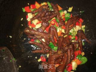 Spicy Garlic Chicken Feet recipe