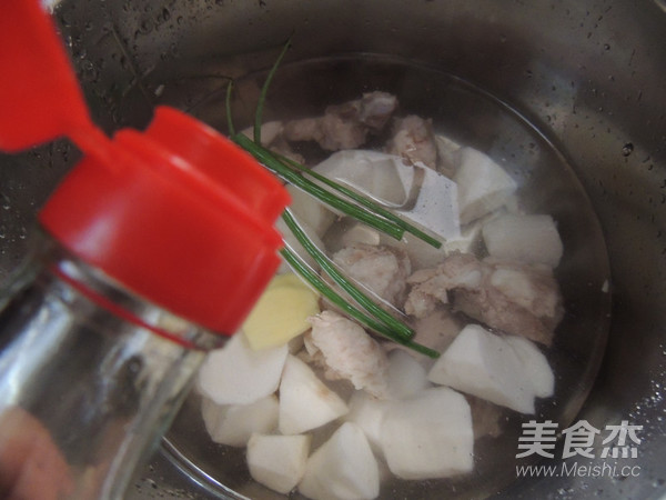 Yam Pork Ribs Soup recipe