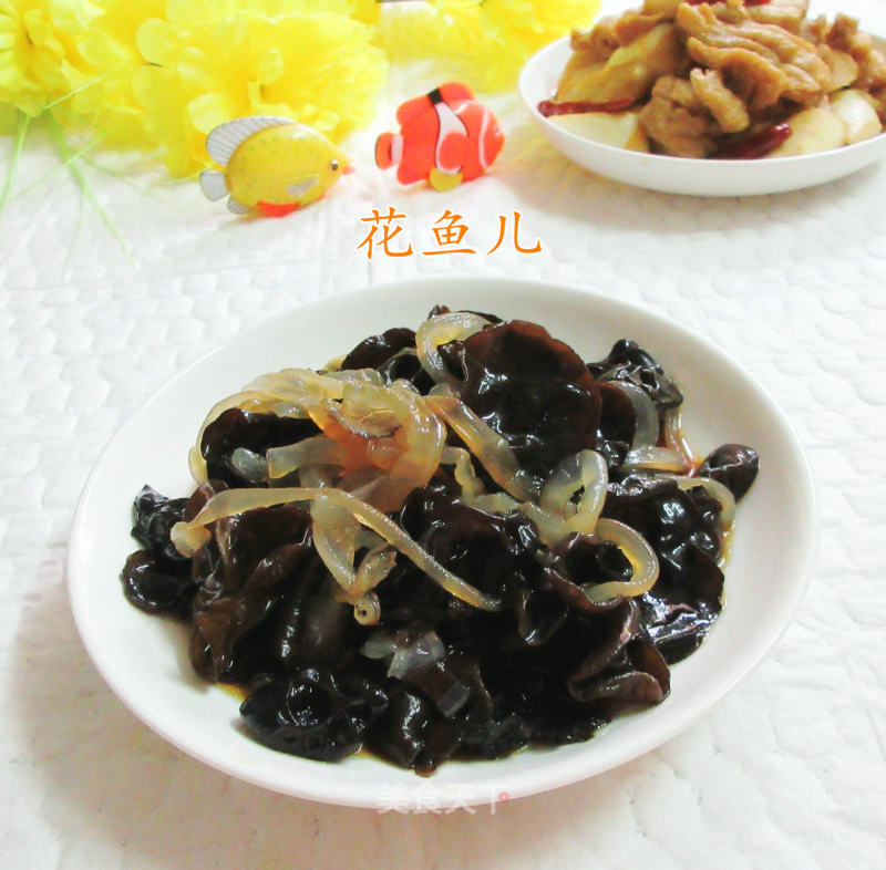 Black Fungus Mixed with Jellyfish recipe