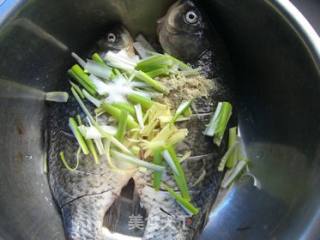 Pan Fried Crucian Carp recipe