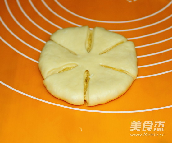 Coconut Flower Bun recipe