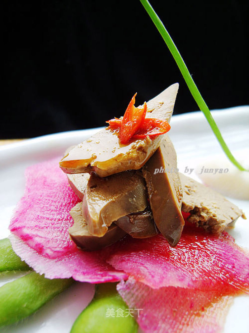 A Few Simple Steps to Create An Exquisite Banquet Dish-salted Duck Liver recipe