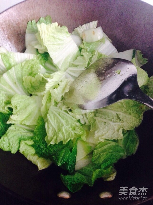 Stir-fried Cabbage with Panlong Vegetables recipe