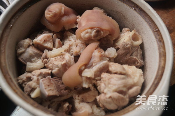 Ginger Vinegar Pork Feet recipe