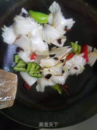 Stir Fried Fungus with Cabbage recipe