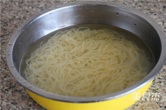 Soy Milk Cold Noodles recipe