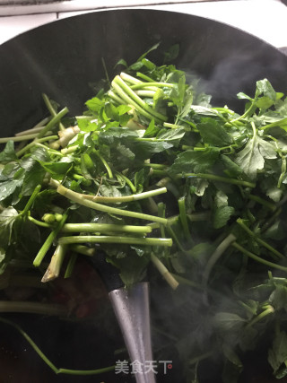 Stir-fried Pork Belly with Wild Celery recipe