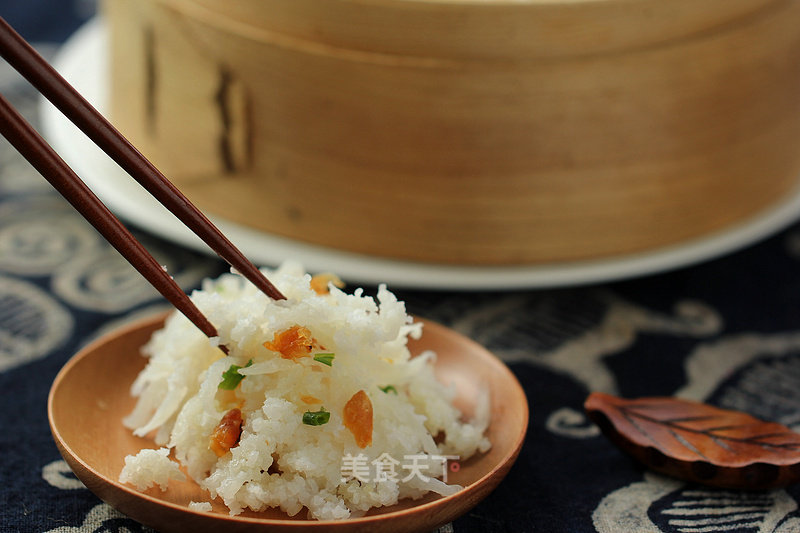 Steamed Shrimps with Shredded Carrots recipe