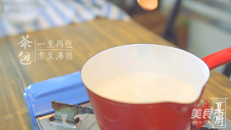 Caramel Milk Tea with Sea Salt Milk Cover recipe